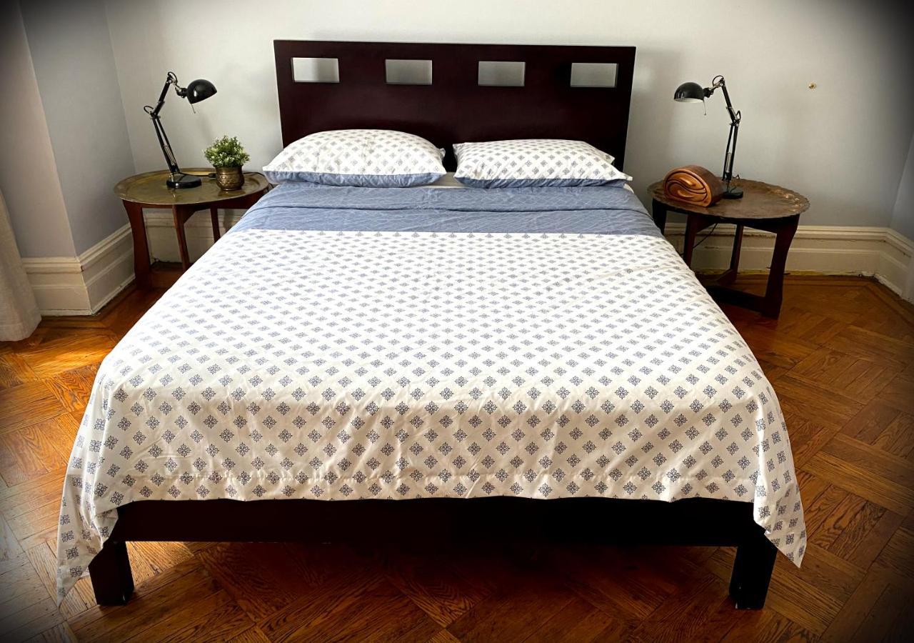 Spacious Bedroom In A Brooklyn House Shared With Host New York Exterior photo
